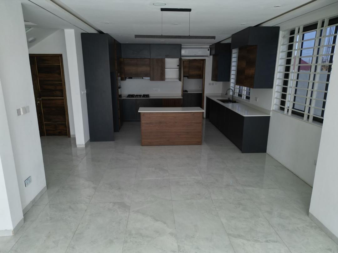 4 bedroom en-suit