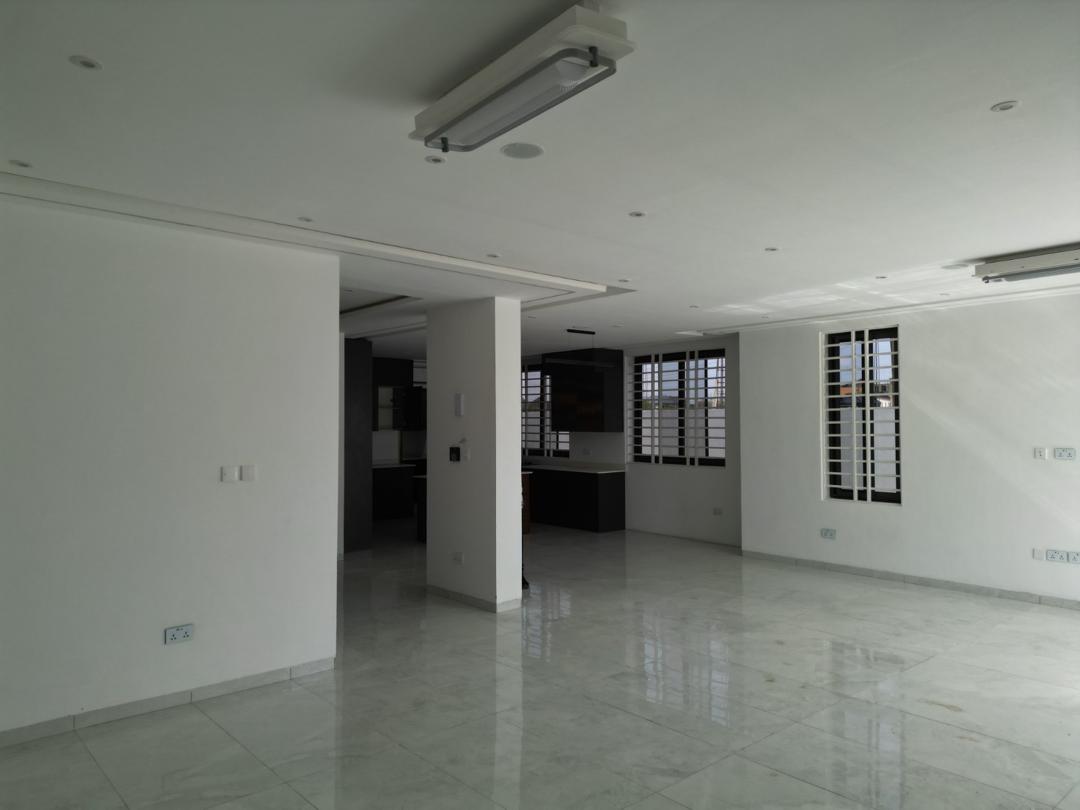 4 bedroom en-suit