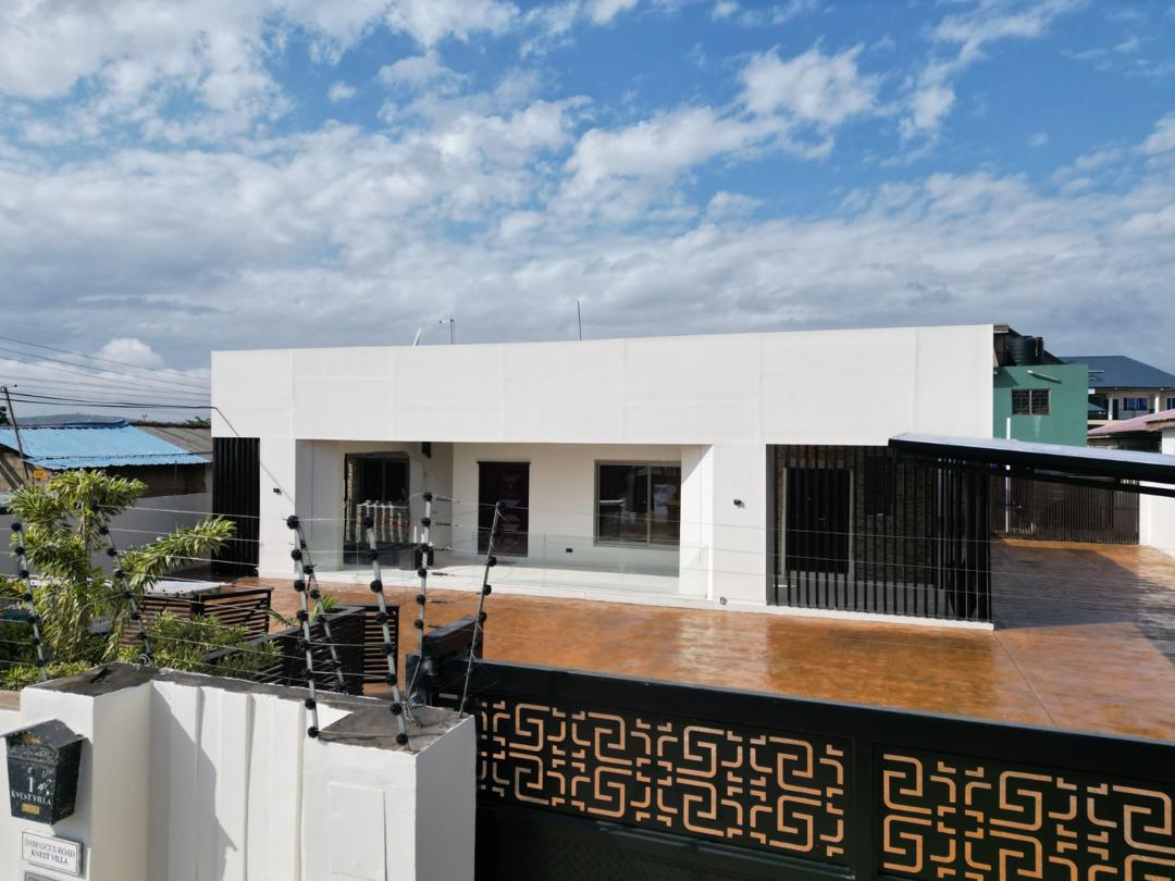 Rennovation of a 4 bedroom storey